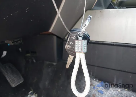 2015 Ford Expedition Xlt z USA, uszkodzony, nr VIN 1FMJU1JTXFEF44391